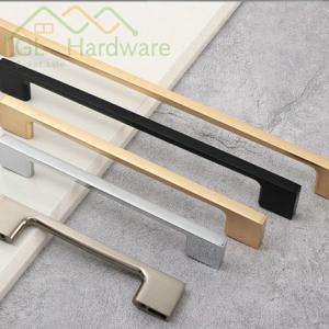Fashion Elegant Zinc Handle 042